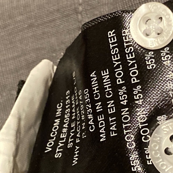 Volcom men’s date night, long sleeve shirt, size medium - Picture 8 of 8